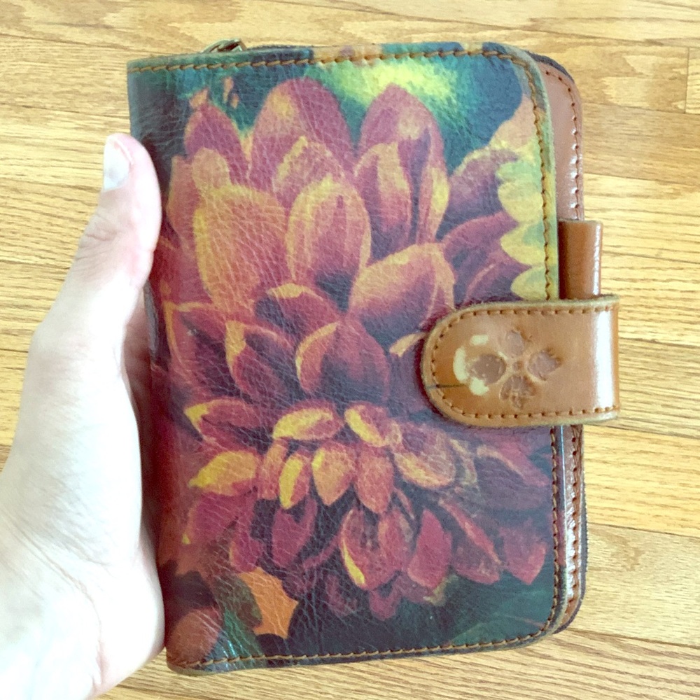 Patricia Nash Heritage Leather Agenda + Wallet